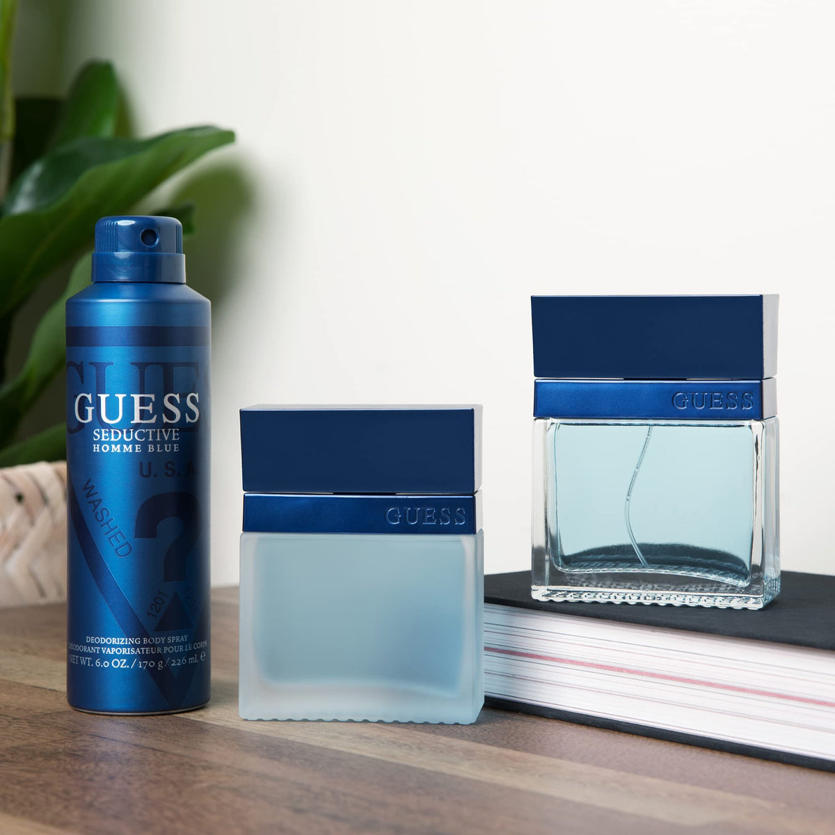 Blue Eau De Toilette Spray 3.4 fl oz Y89736