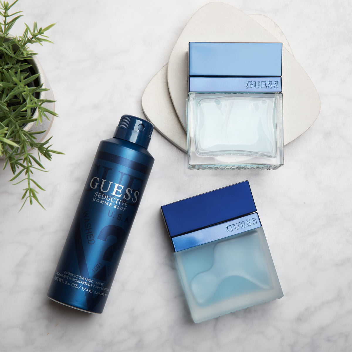 Blue Eau De Toilette Spray 3.4 fl oz Y89736