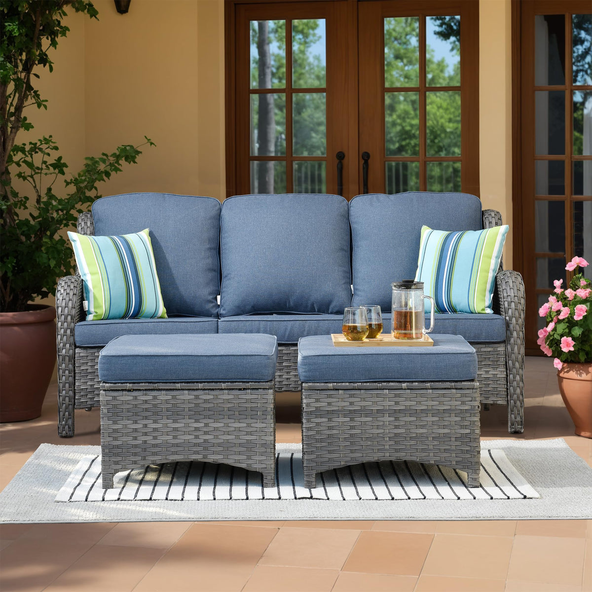 3-Pieces Outdoor Wicker Sofa with 2 Ottomans I89286